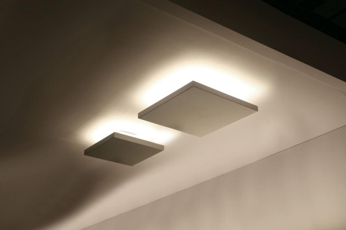 Plafon Sobrepor Newline Tray 33,6 Watts Bivolt 500x500x140mm 531LED