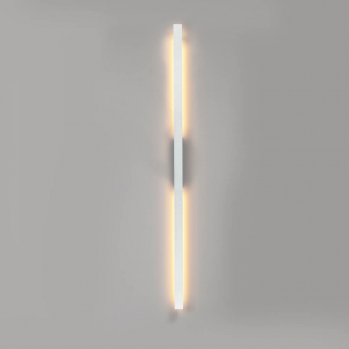 Arandela Newline Fit25 Wall Led Central 24 Watts Bivolt Alumínio/Acrílico 86cm 646LED