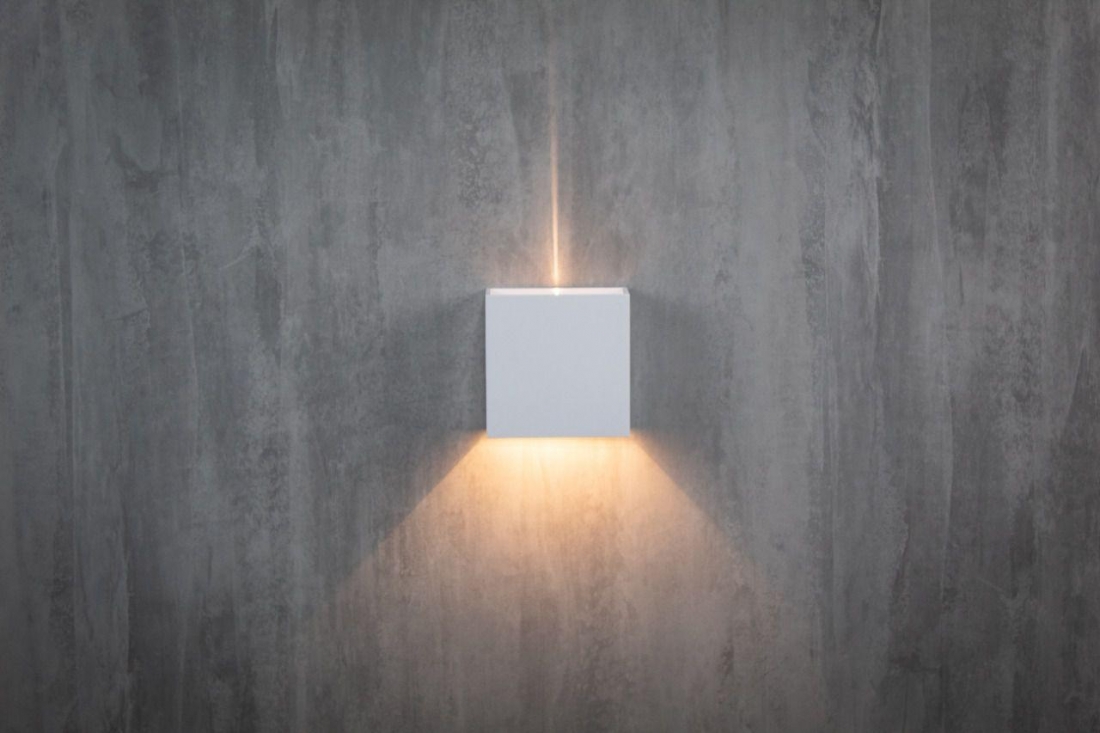 Arandela Germany Light 4 Watts 3000K Facho Ajustável Branco IP65 120x120x52mm 20463011