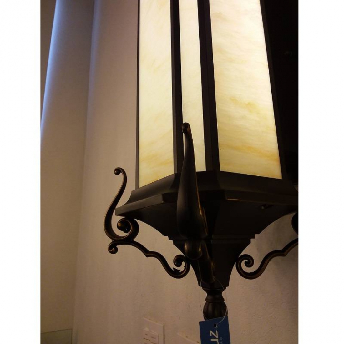Arandela Lighting Store Alumínio Fundido e Policarbonato Marmorizado 1L T8 600mm 200x275x980mm LO-1431