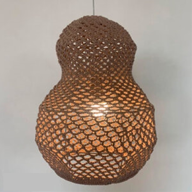 Pendente Quarto Crescente Boipeda Aramado com Trama de Crochê Artesanal Ø400x500mm LC-02