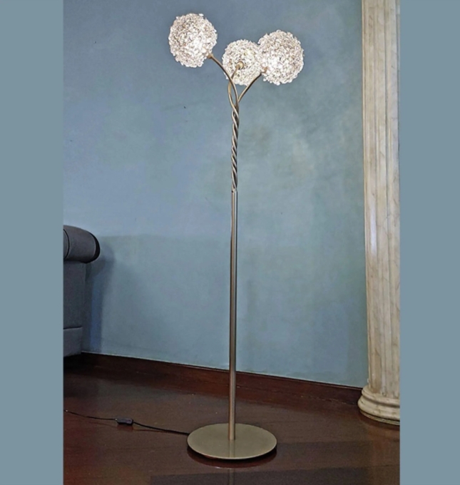 Luminária de Chão Artesanal Lampluz Iris Metal e Cristal 3L G9 1400mm 