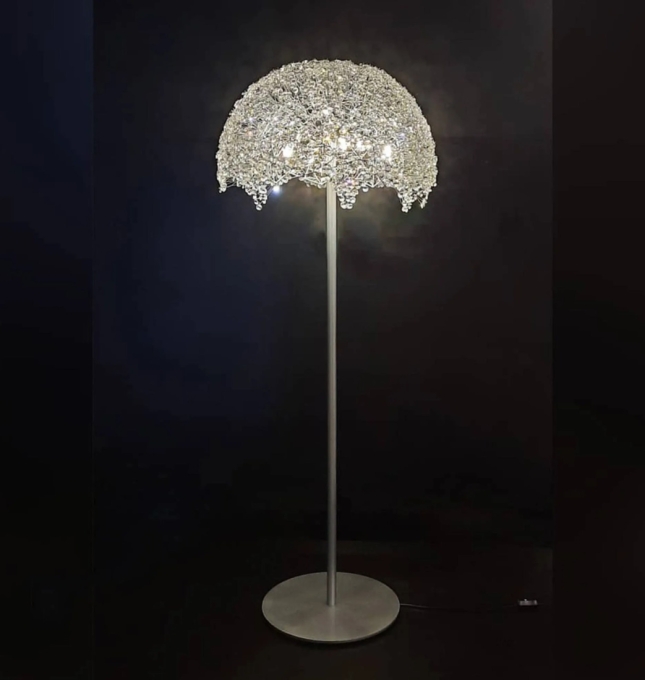 Luminária de Chão Artesanal Lampluz Mea Metal e Cristal 6L G9 1520mm 