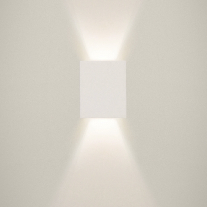 Arandela TKS Retângulo Facho Duplo Aberto 1L G9 100x75x110mm 1902