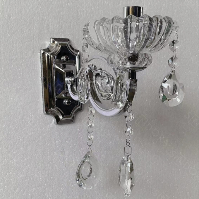 Arandela Sindora Metal Cromado e Cristal Transparente 1L E14 230x80x200mm DCB00405-1