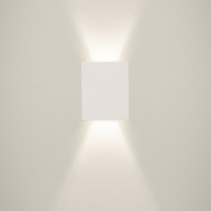 Arandela TKS Retângulo Facho Duplo Aberto 1L G9 100x75x110mm 1902