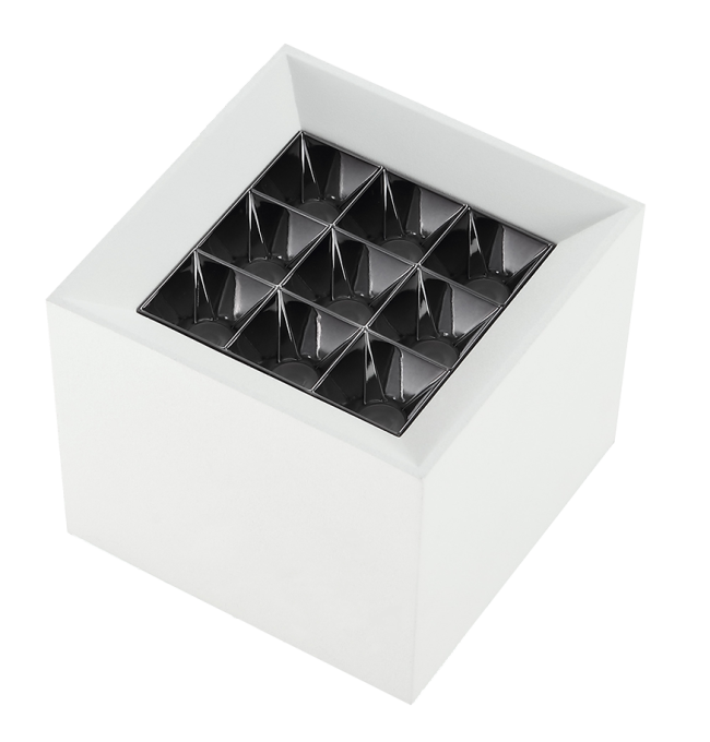 Spot Sobrepor Opus LED Soul 10 watts 2700K IRC90 30° IP20 81x81x68mm Branco Fundo Preto OPS 83892