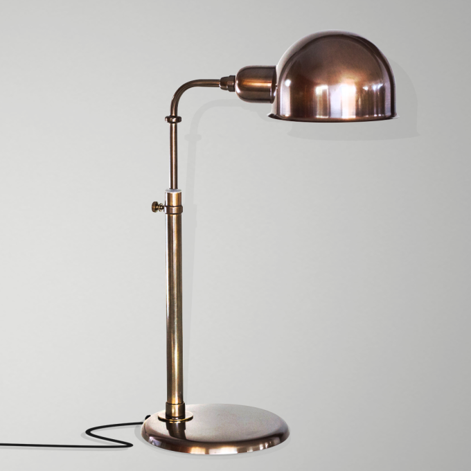 Luminária de Mesa Golden Art Juddy Telescópica Base Redonda 1L E27 400-480mm M204PI