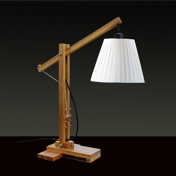 Abajur Golden Art Grua Regulável Madeira 640mm 1L E27 M660MD
