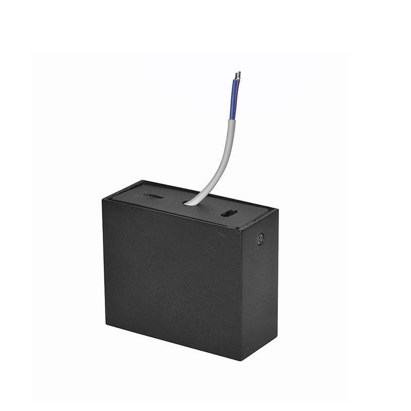  Spot Sobrepor Nordecor Downlight Powerus 3 Focos 6 watts 3000K Preto IRC90 38° Bivolt 84x36x70mm 6400