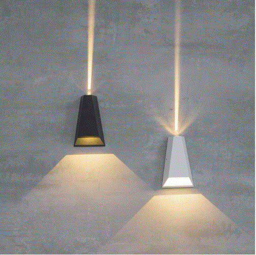 Arandela Nordecor Mid Preto Facho Duplo Aberto e Fechado 10 watts 3000K IP65 Bivolt 175x119mm 2006