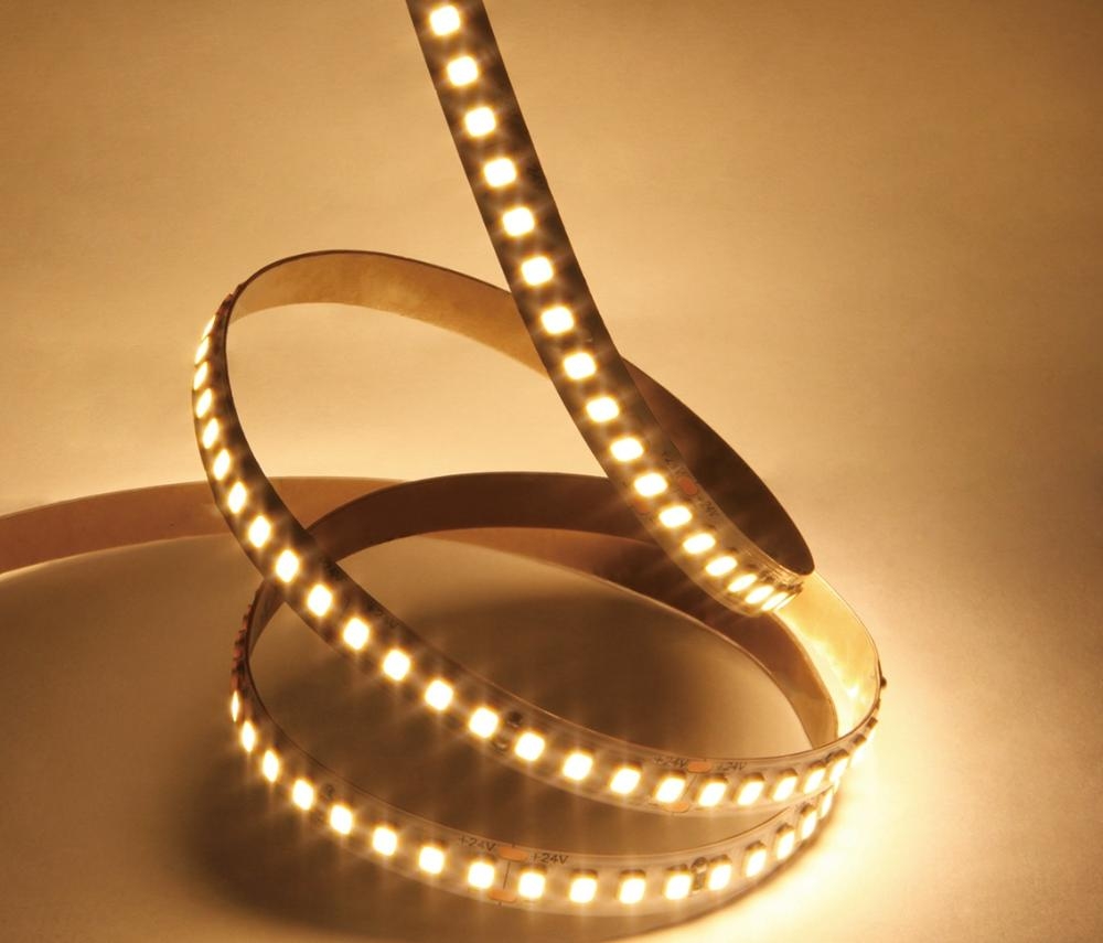 Fita de LED Opus 19,2 watts/m 12V 2700K 240 Leds IP20 8mm (Rolo 5 metros) OPS 85810