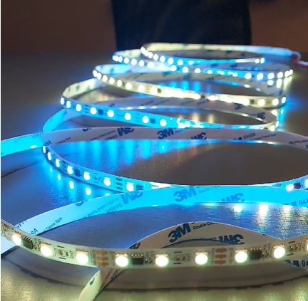 Fita de LED Opus Programável 10 watts/m 12V RGBW 60 Leds IP20 (Rolo 5 metros) OPS 85551