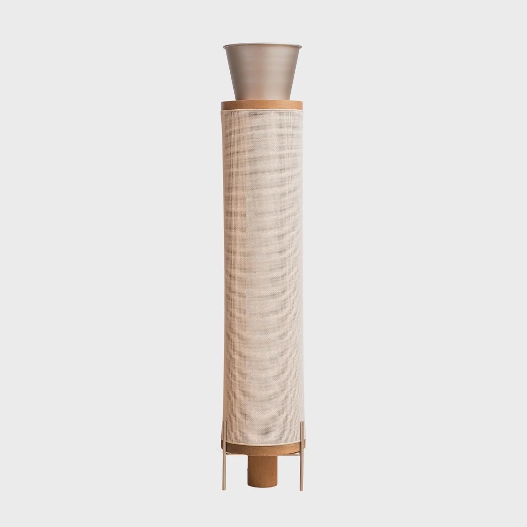 Luminária de Piso Madelustre Garden Nature Madeira Castanho e Palha Sintética 1L Dicróica 910mm 3292CT
