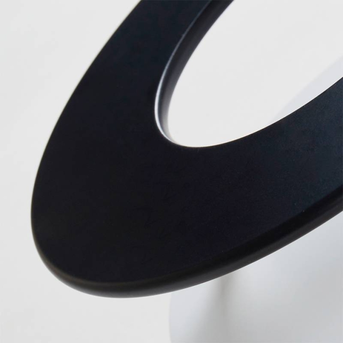 Arandela Nordecor Kote 7 watts 3000K Preto e Branco Bivolt Ø200mm 2754