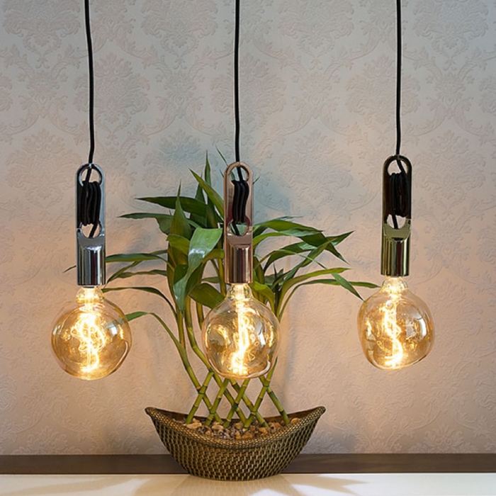 Pendente Romalux Chiave Alumínio Dourado 1L E27 IP20 Bivolt Ø45X190mm P0004