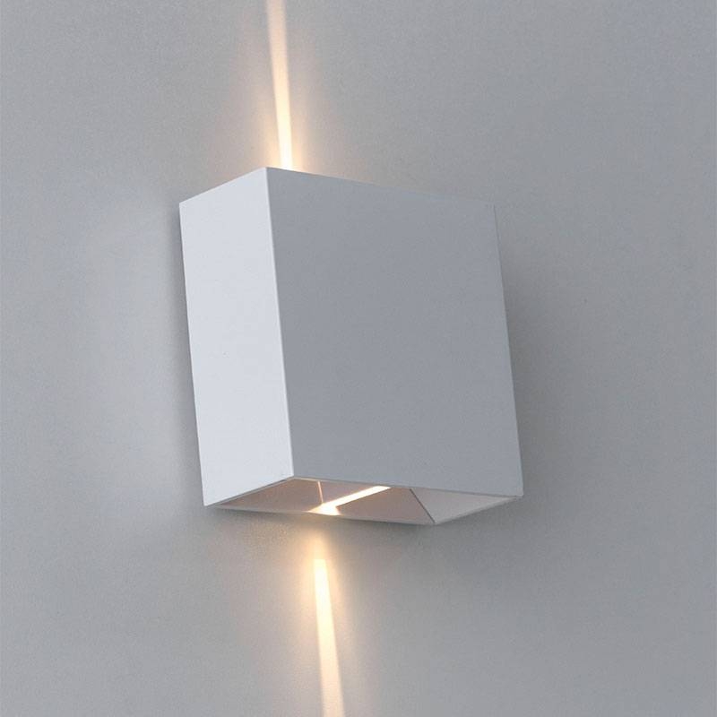 Arandela Nordecor Dron Facho Duplo Ajustável 4 watts 3000K Branco IP65 120x120mm Bivolt 2010