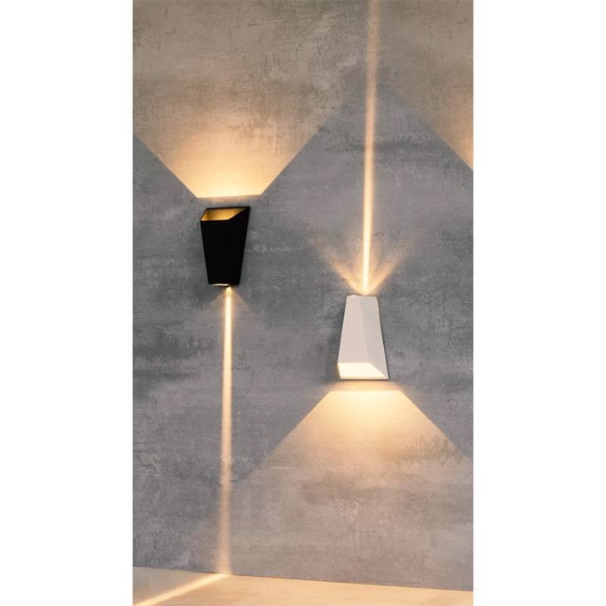 Arandela Nordecor Drie 6 watts 3000K Preto IP65 178x110x72mm Bivolt 2614