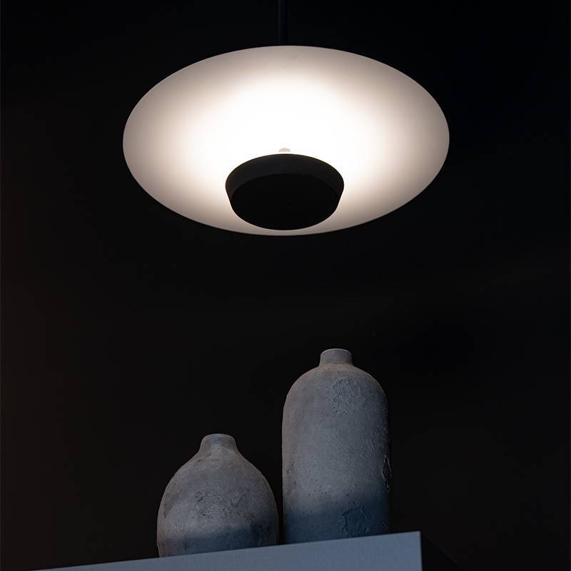 Pendente Nordecor Dolla 18 watts 3000K Preto Ø400x600mm 2523