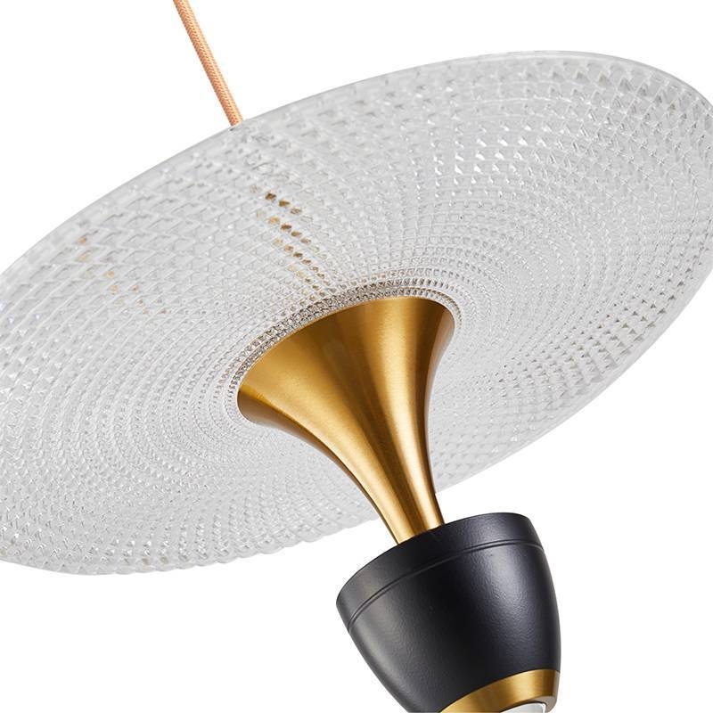 Pendente Nordecor Sowa 10 watts 3000K Preto e Dourado Fosco Ø400mm 2579