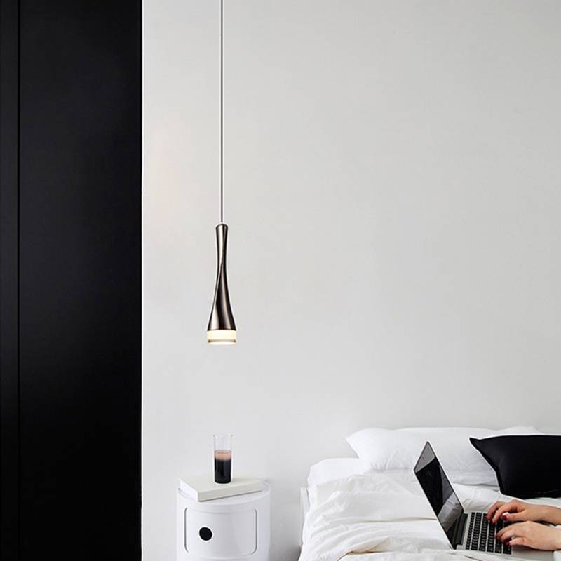 Pendente Nordecor Noet 5 watts 3000K Preto Onix Ø60x245mm 2569