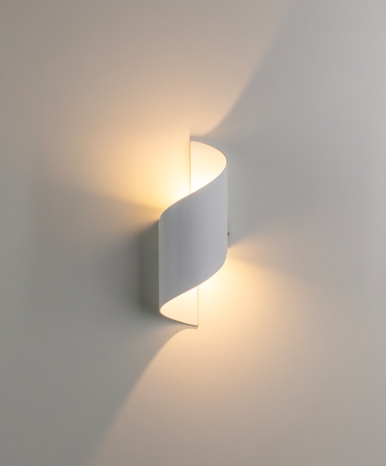 Arandela Opus LED Sundae Branca 10 watts 3000K Bivolt IP54 100x280mm OPS 85193