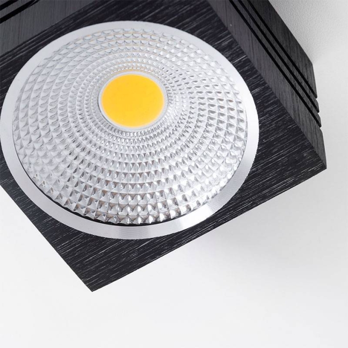 Spot Sobrepor Nordecor Viena 10 watts 3000K Preto 60x80x80mm 6205