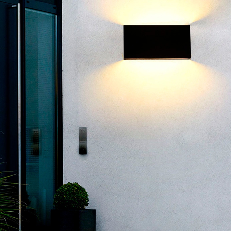 Arandela Nordecor Voky 8 watts 3000K Preto IP65 200x100x31mm Bivolt 6695