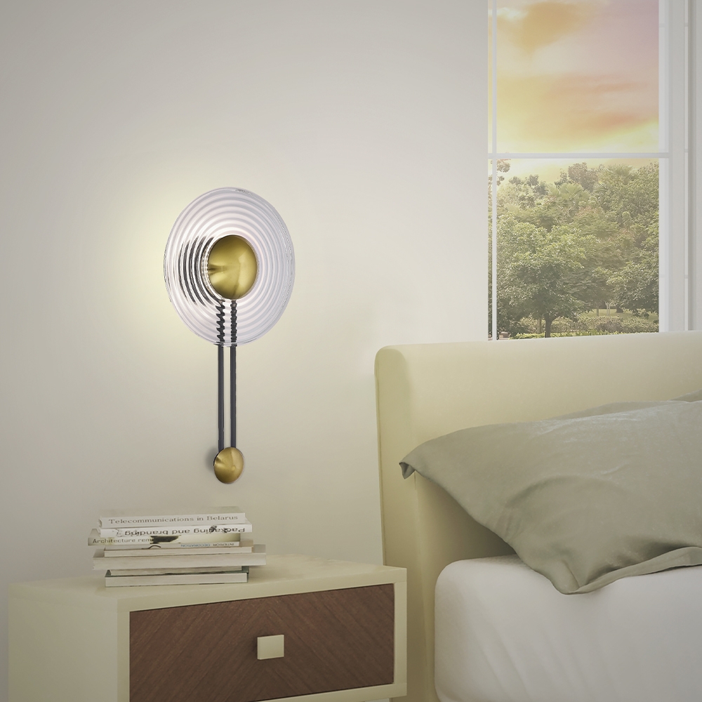 Arandela +Luz Scudo Metal e Vidro 6 watts Preto e Bronze Ø300x560mm AR-176/6.30PBRO