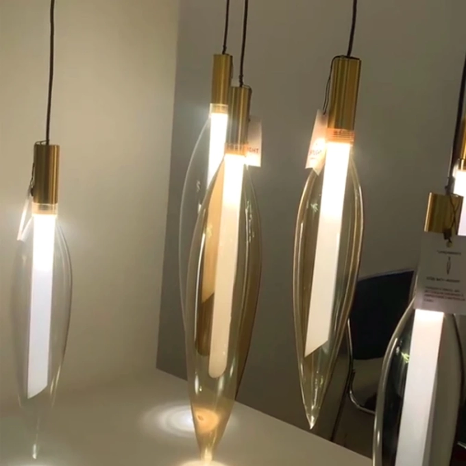 Pendente Skylight Pencil Dourado e Vidro Âmbar 4 watts 3000K Bivolt Ø77x430mm SKY-4096S