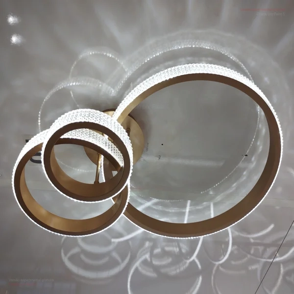 Plafon Sindora Metal Dourado Acrílico 62 watts 3000K 180x500x720mm DCX02881