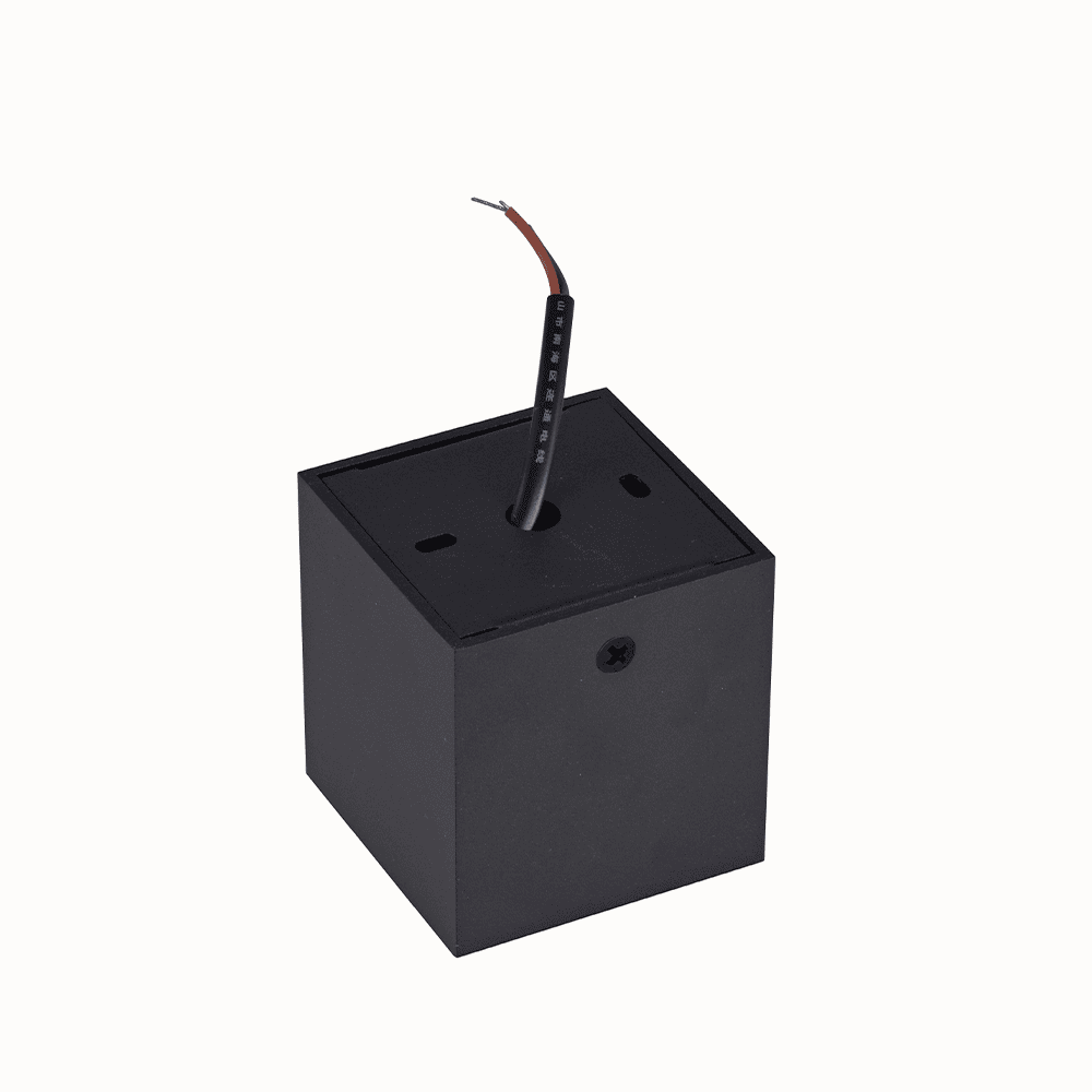  Spot Sobrepor Nordecor Downlight Powerus 4 Focos 8 watts 4000K Preto IRC90 35° Bivolt 66x66x71mm 6809