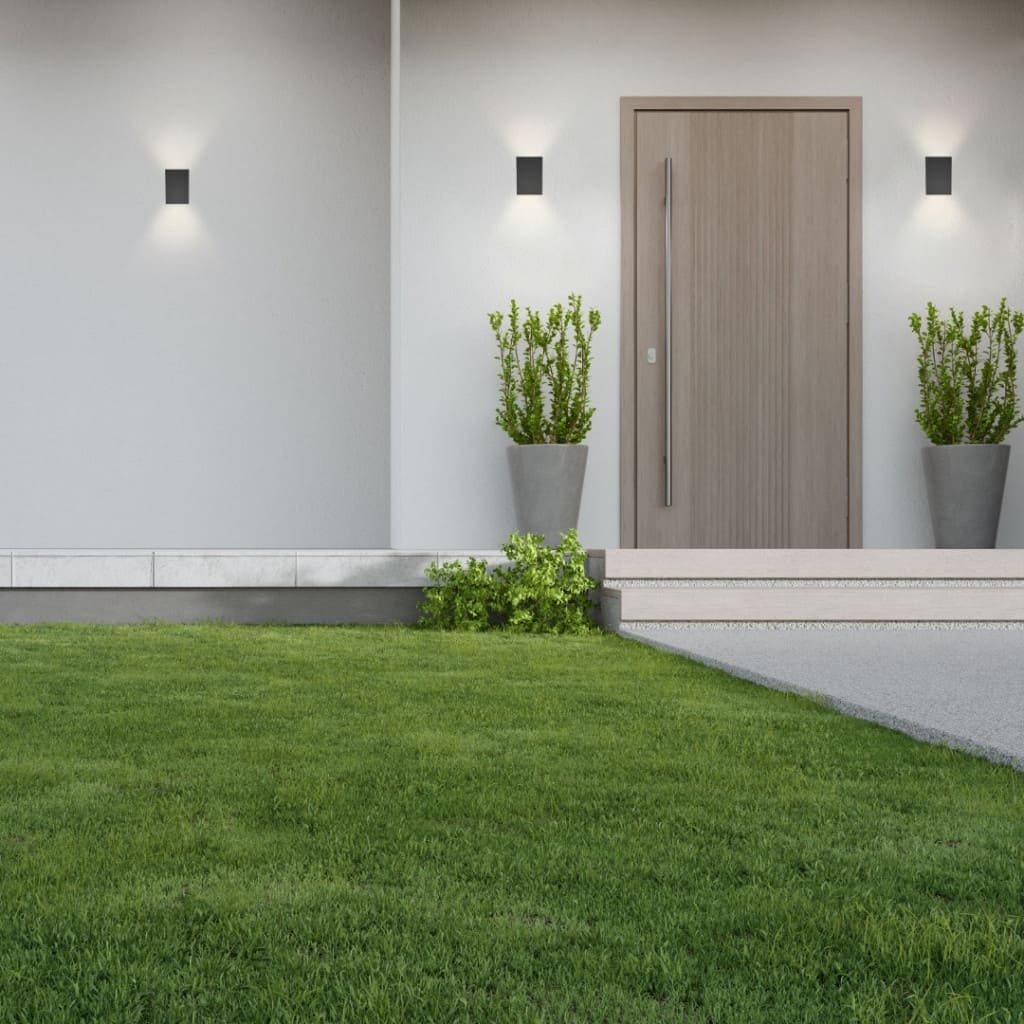 Arandela Blumenau Mince 4 watts Preta 3000K IP65 Bivolt 123x83x30mm 20453016
