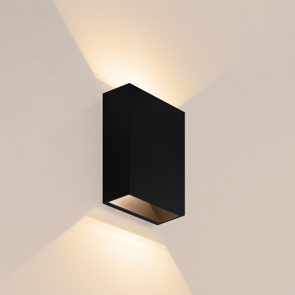 Arandela Blumenau Mince 4 watts Preta 3000K IP65 Bivolt 123x83x30mm 20453016