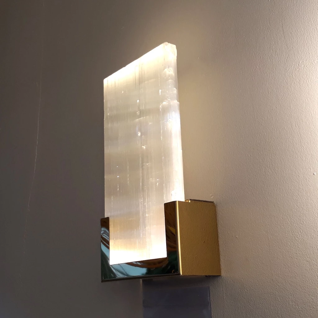 Arandela Dna Lustres Felsen Cristal de Rocha 2 watts 2700K 100x200mm ROCHA-ARA-PL-RET