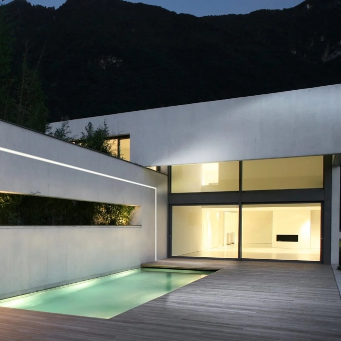 Perfil de Led Usina Sobrepor Outlight Branco (Fita não Inclusa) 49X30X3000mm 30028 3000