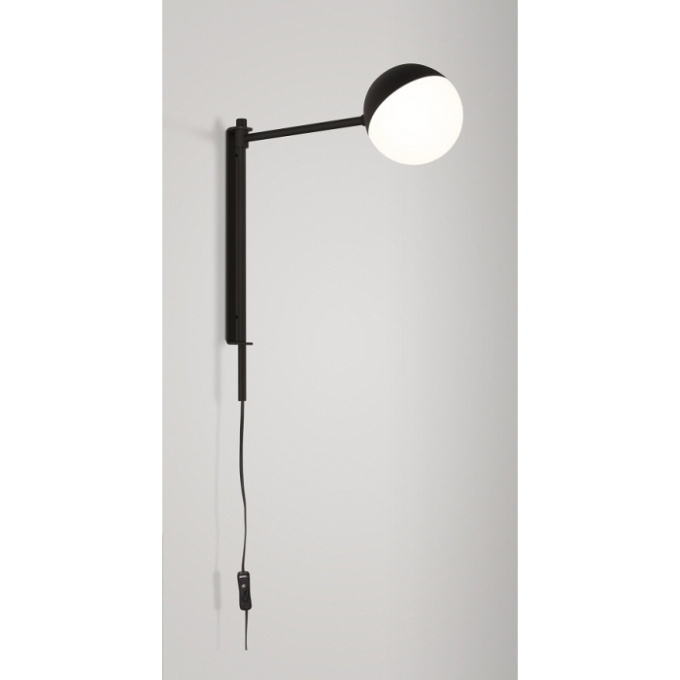 Arandela TKS Kale Globo Leitoso Ø100mm 1L G9 100x330x310mm 1665
