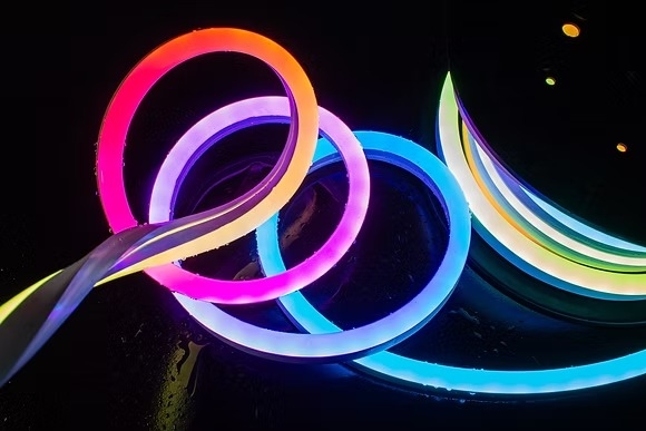 Neon Flex Ledline Flex Digital Alpertone RGB 14,4w/mt 24V 60 leds/mt IP65 (Sob Medida - Por Metro) 0252