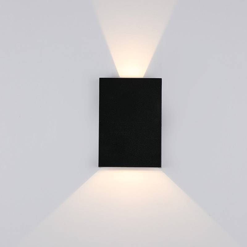 Arandela Nordecor Fips 4 watts 3000K Fachos Ajustáveis IP65 Preto 121x86x30mm 2969