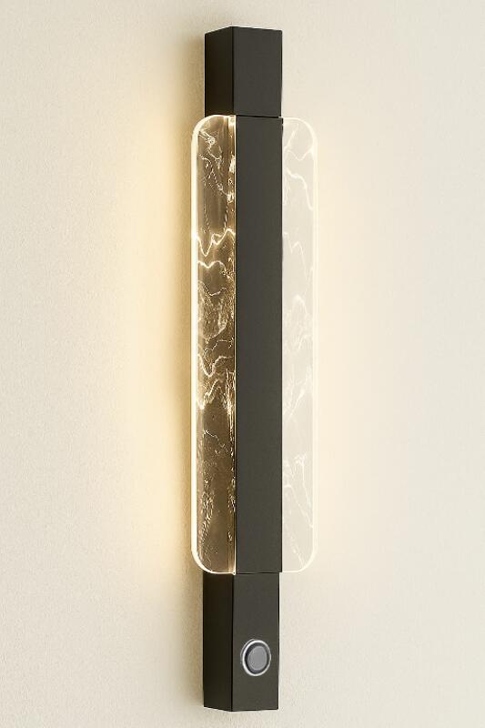 Arandela Skylight Mirror Preto 7 watts 3000K Bivolt Botão Touch e Dimerizável 80x400mm SKY-4118PT